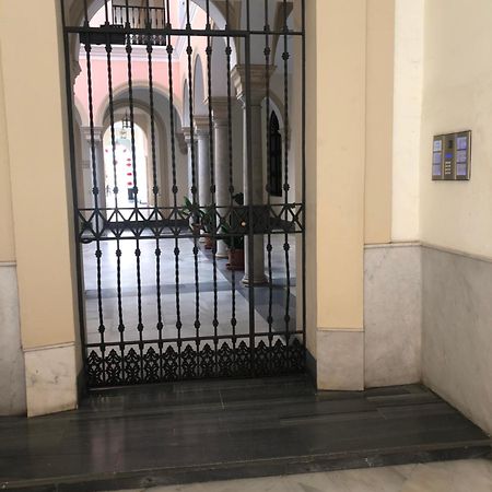 Apartamento Semi-Industrial Palacio Castilla Χέρεζ Εξωτερικό φωτογραφία